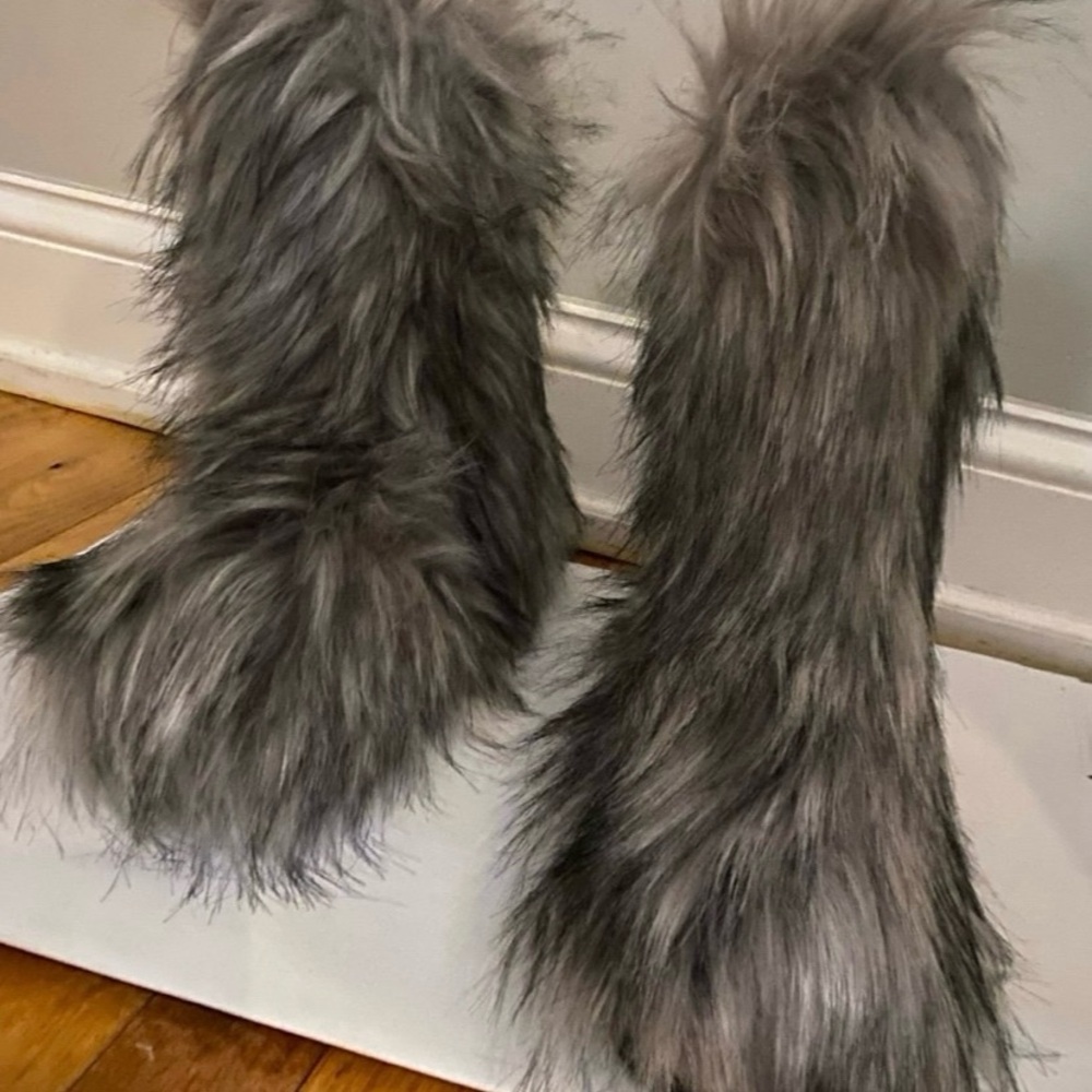 Faux Fur Gray Boot Covers